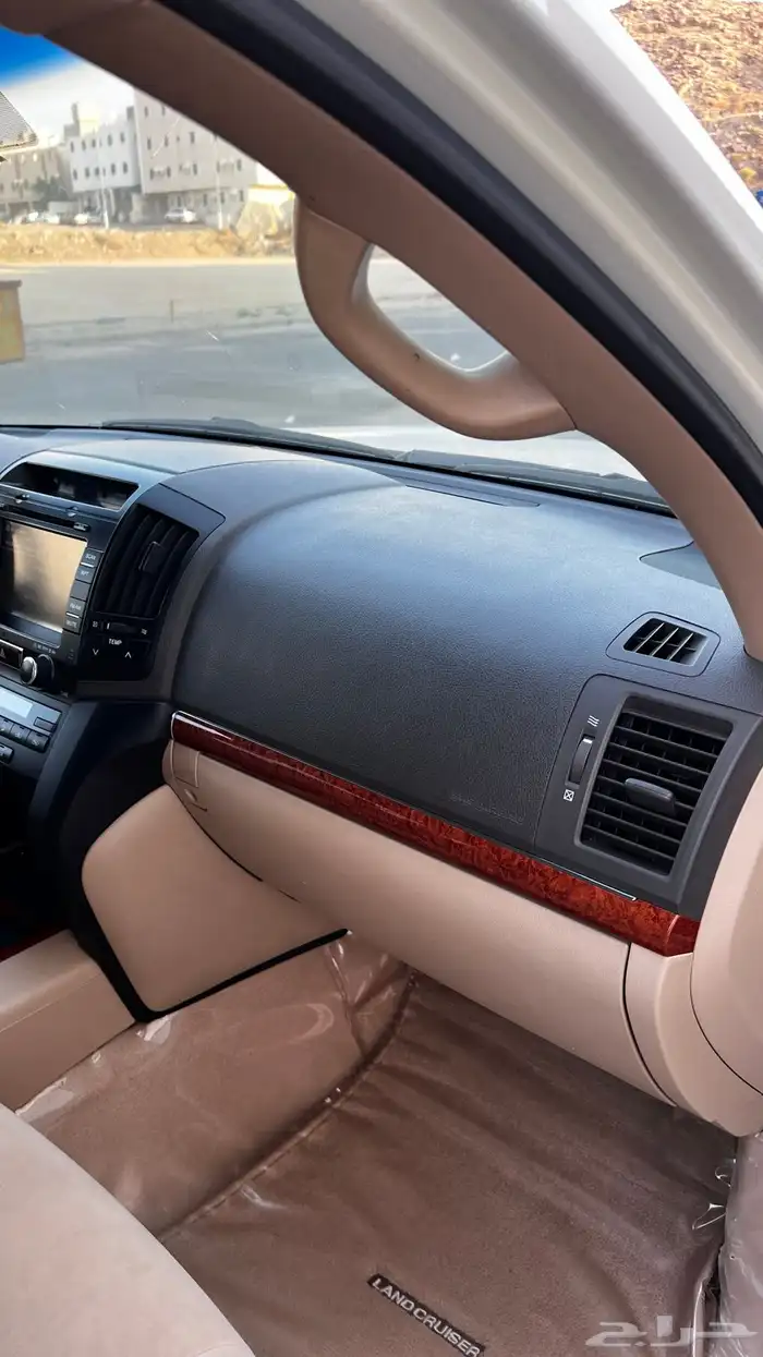 لاندكروزرGxr2013 31