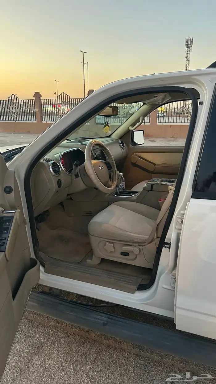 فورد اكسبلور 2010 نضيف جدا 8