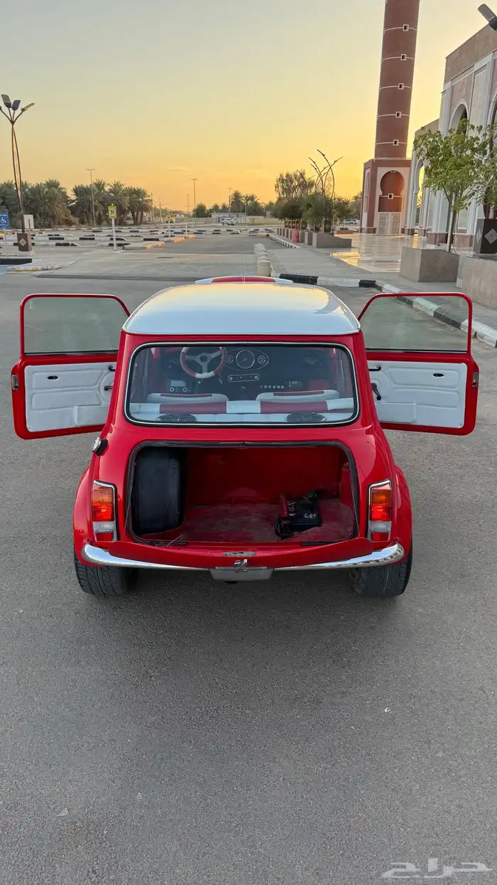 ميني كوبر كلاسيك أحمر مع لوحة مميزة 888 مجدده كامل 6