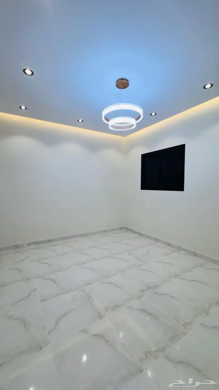 ملحق للبيع جديد 5 غرف وصاله حي الصفا ومصعد راكب ومطبخ جاهز 4