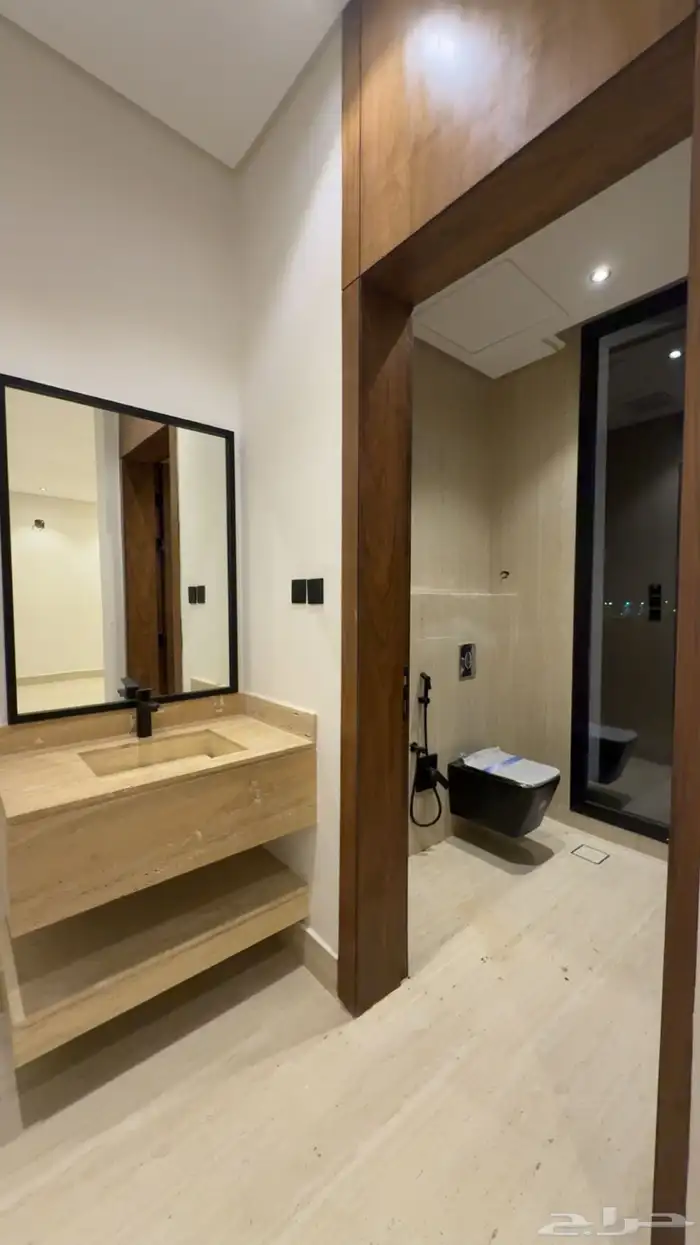 فيلا درج صاله وشقتين للبيع 27