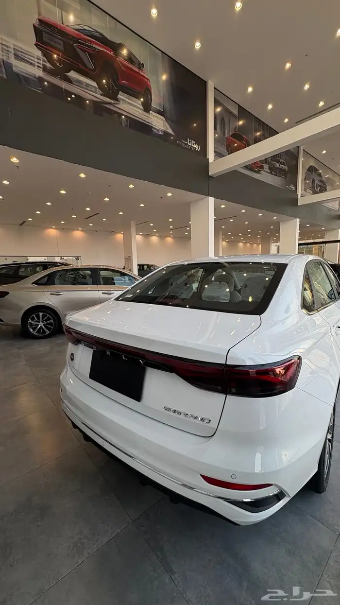 جيلي اميقراند الفل 2025 بسعر مميز وحصري ومميز 5