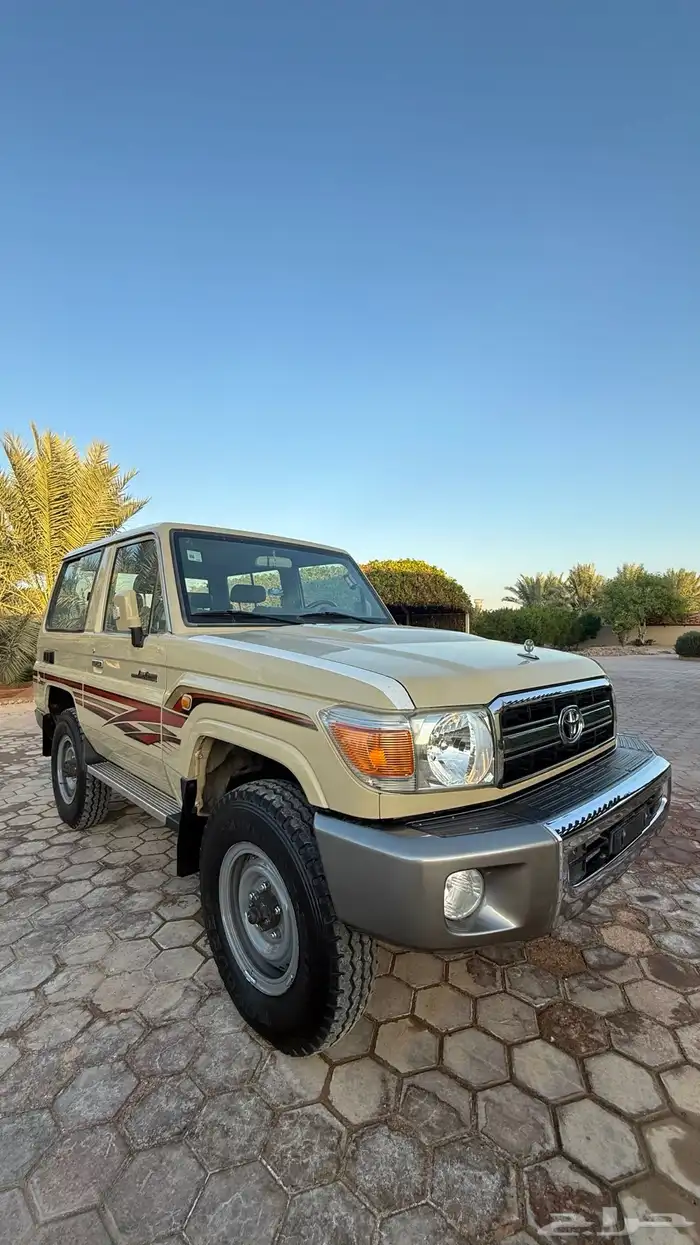 تيوتا ربع 2011 ستين عام بيج عداد 149 الف فقط مالك أول 27