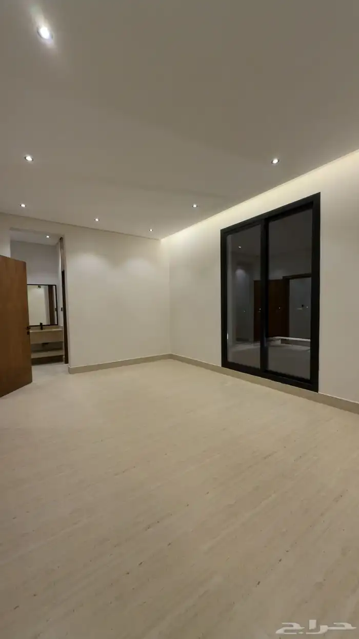 فيلا درج صاله وشقتين للبيع 26