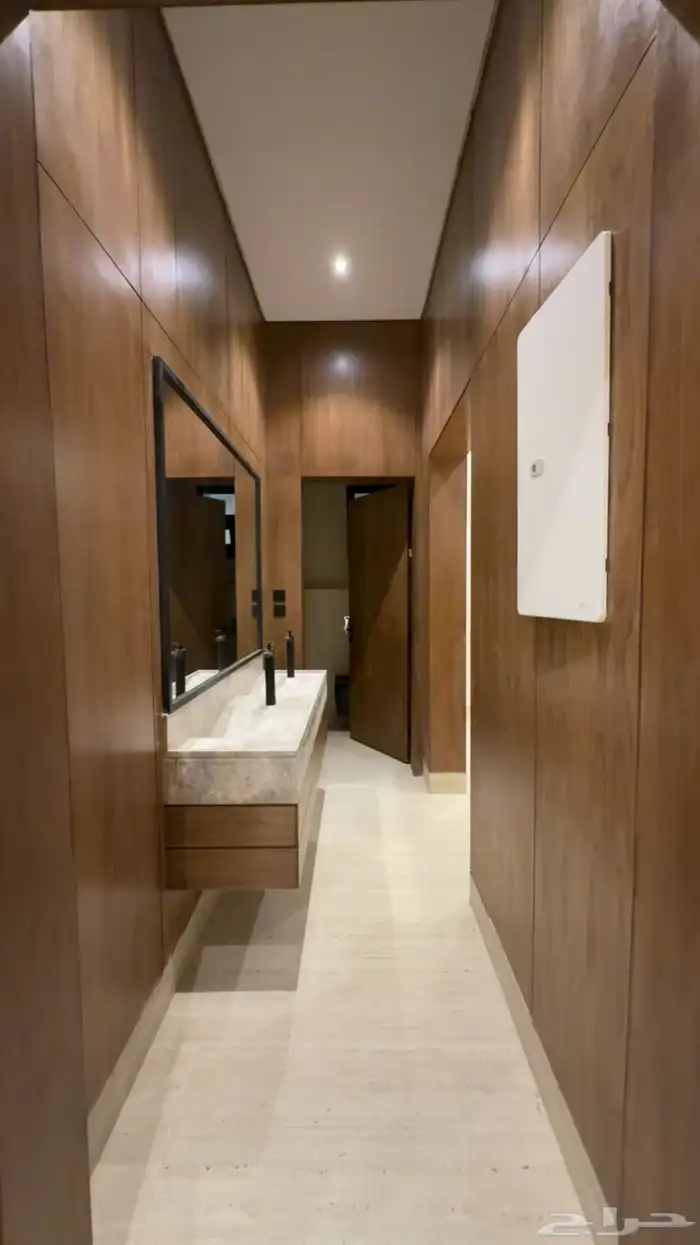 فيلا درج صاله وشقتين للبيع 13