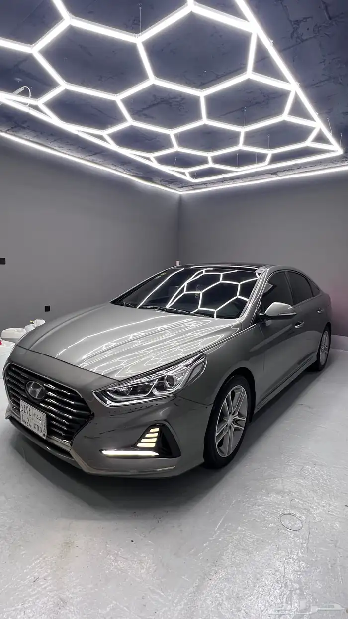 للبيع  هونداي سوناتا 2018   فئة كمفورت (تحت الفل وفوق النص) 23