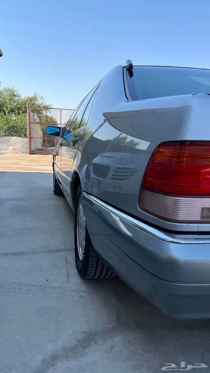 مرسيدس شبح 500S موديل 1995 33