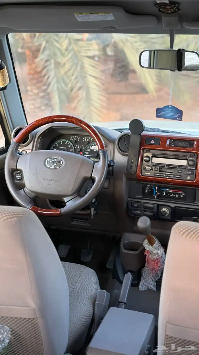 تيوتا ربع 2011 ستين عام بيج عداد 149 الف فقط مالك أول 48