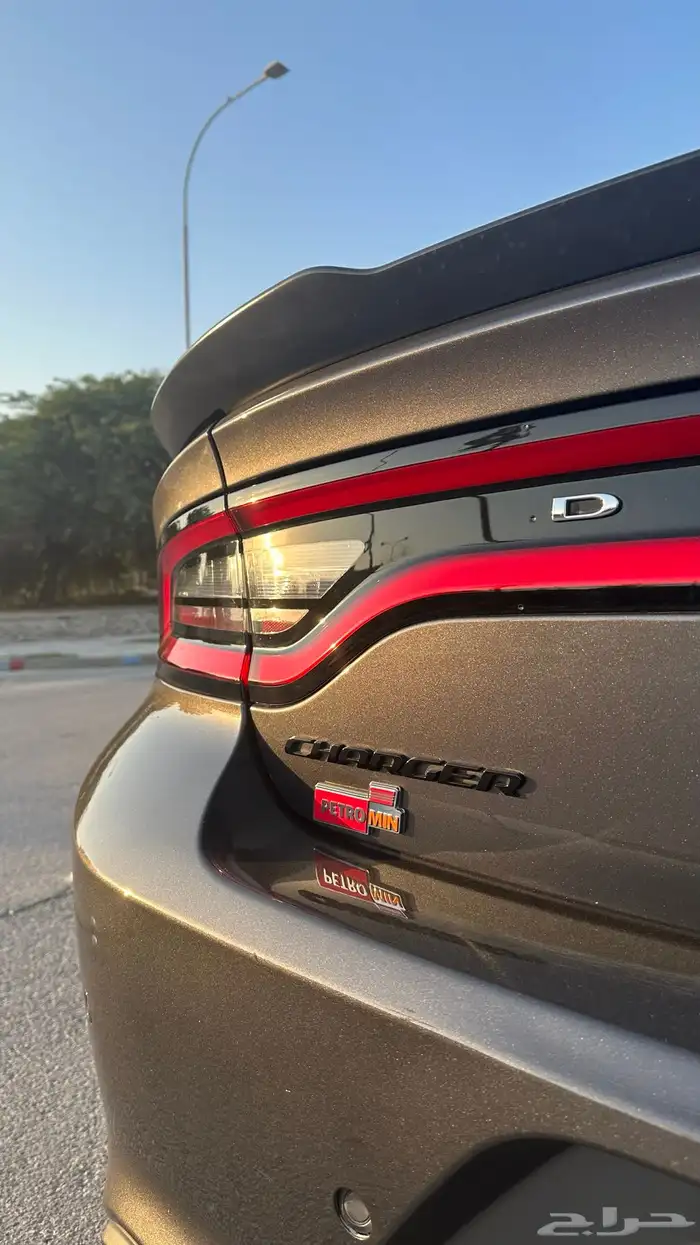 تشارجر SRT سكات باك 2022 5