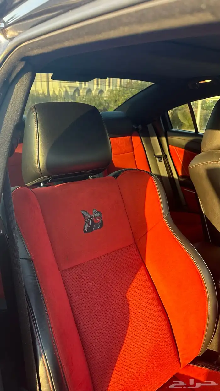 تشارجر SRT سكات باك 2022 25