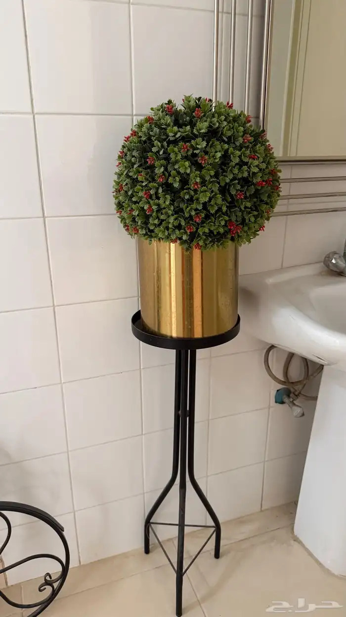 قطع اثاث متفرقة 3