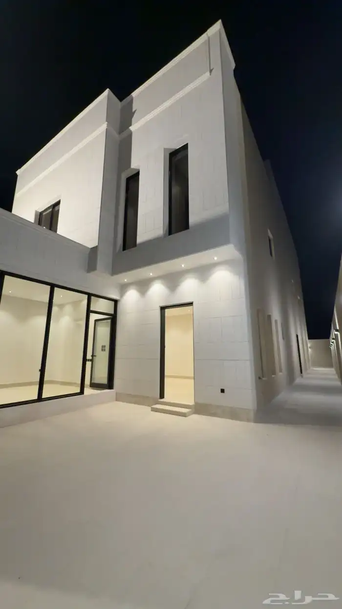 فيلا درج صاله وشقتين للبيع 3