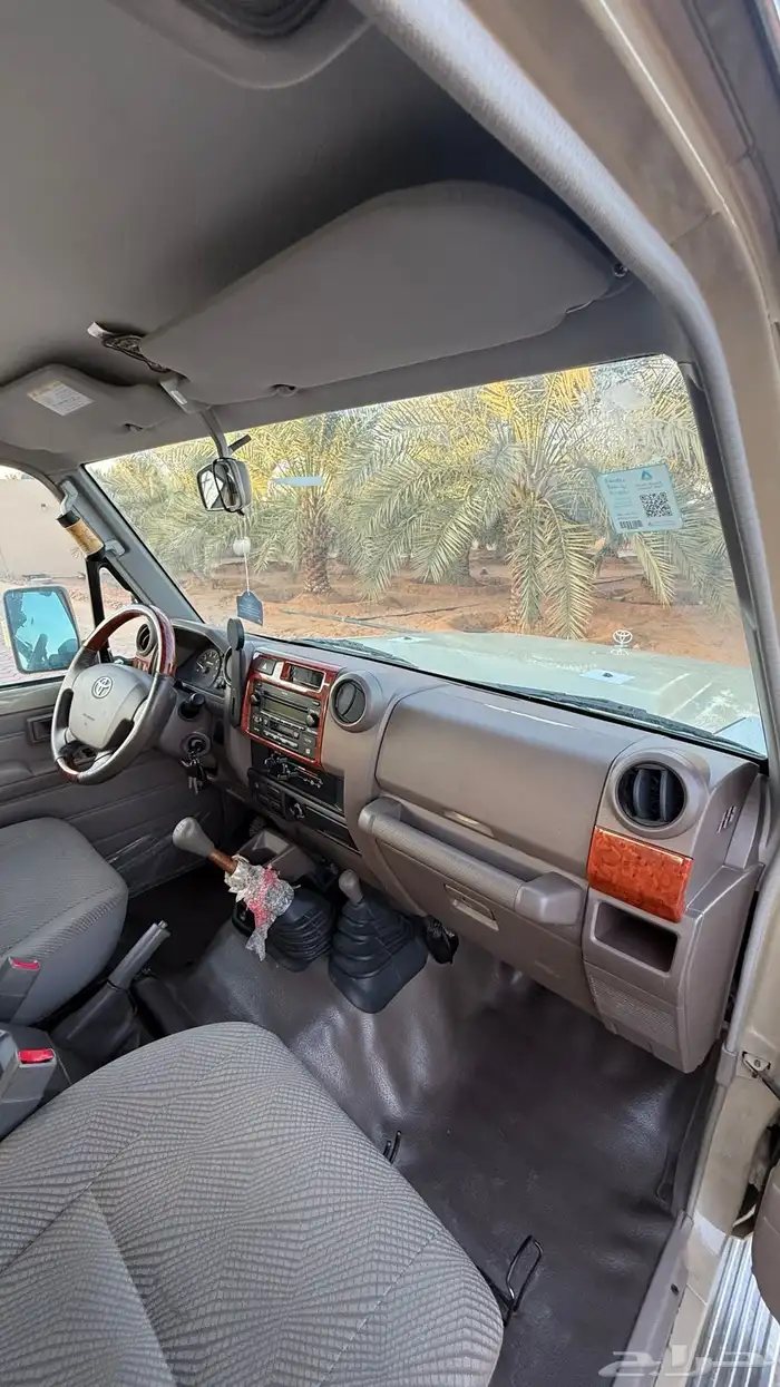 تيوتا ربع 2011 ستين عام بيج عداد 149 الف فقط مالك أول 46