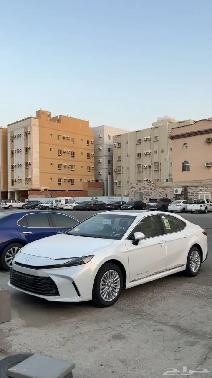 تويوتا كامري 2025 LE بنزين زيرو عبداللطيف جميل 0