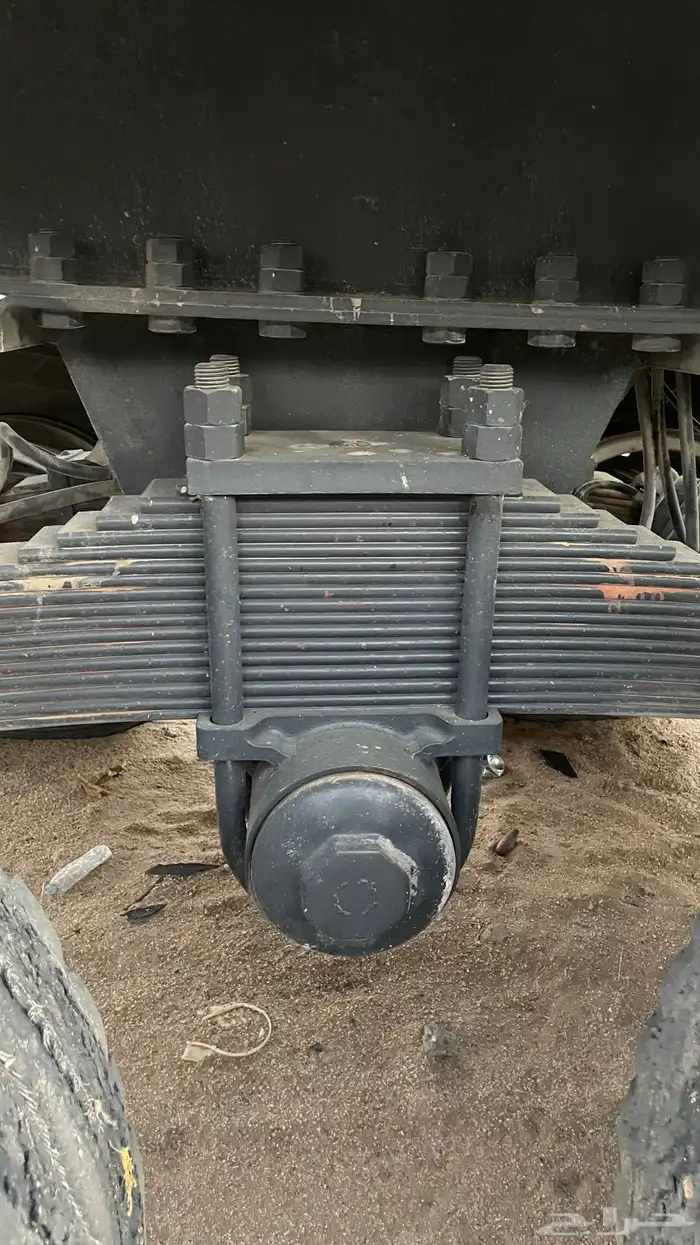 للبيع صندوق قلاب 3