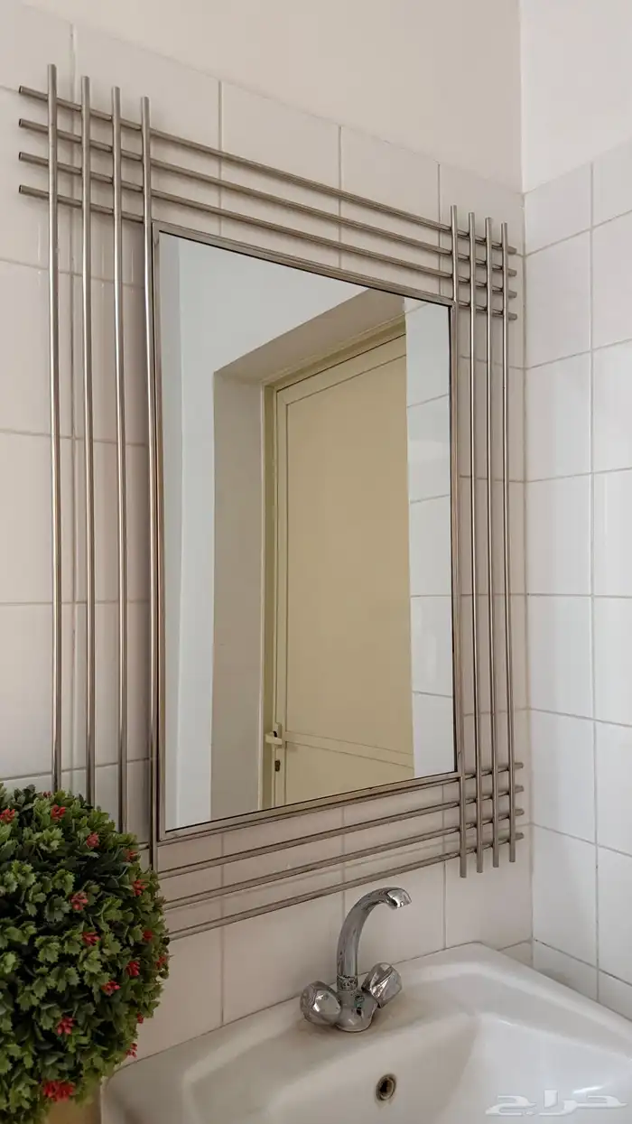 قطع اثاث متفرقة 5