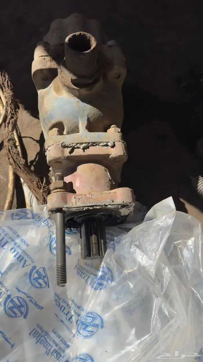 طرنبه قلاب نضيفه فاكه من راس تريله اكسور 4