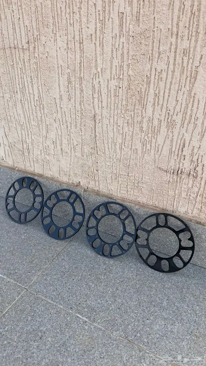 للبيع تباريز سييسرات تركب على 5 مسامير و 4 مسامير 0