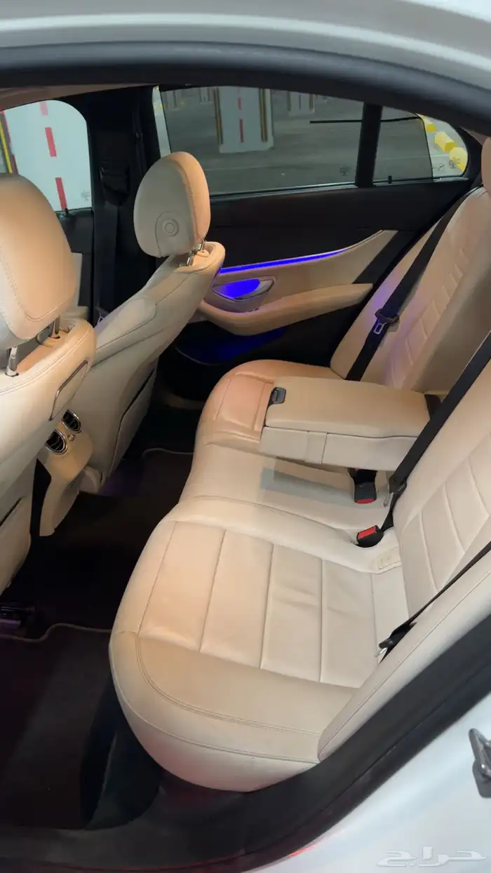 مورسيدس E300 2018 10