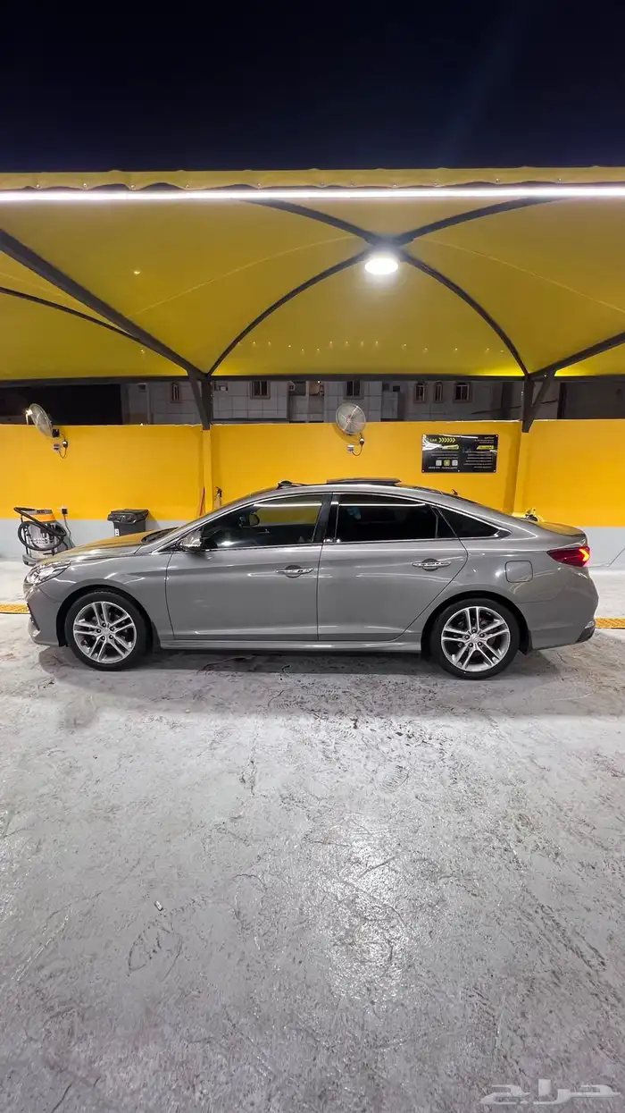 للبيع  هونداي سوناتا 2018   فئة كمفورت (تحت الفل وفوق النص) 10