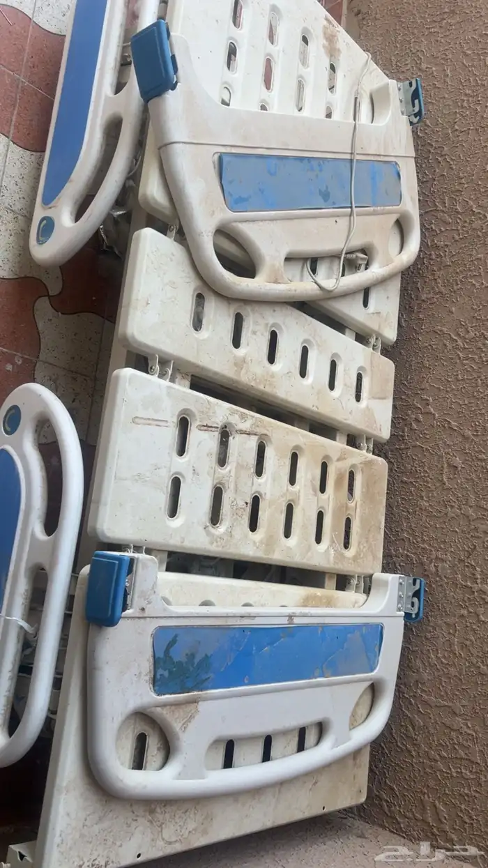 سرير طبي 0