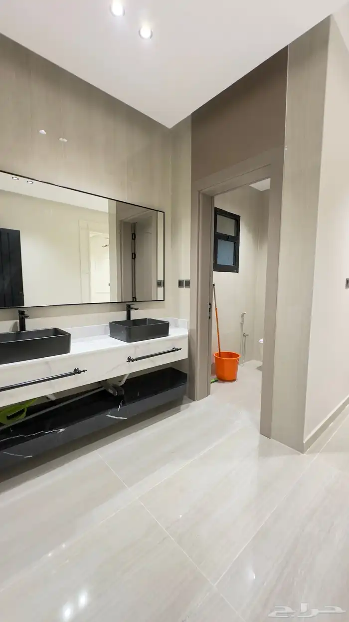 للبيع دبلكس منفصل حي احد 5