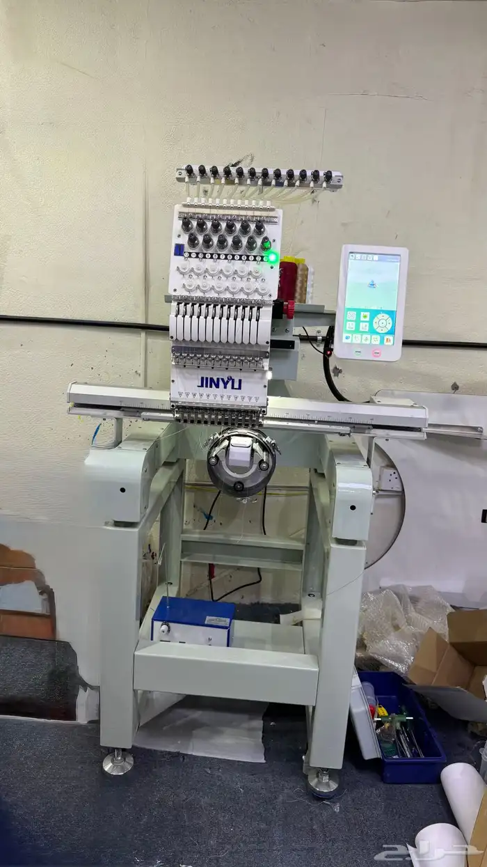 ماكينة تطريز بالكمبيوتر 0