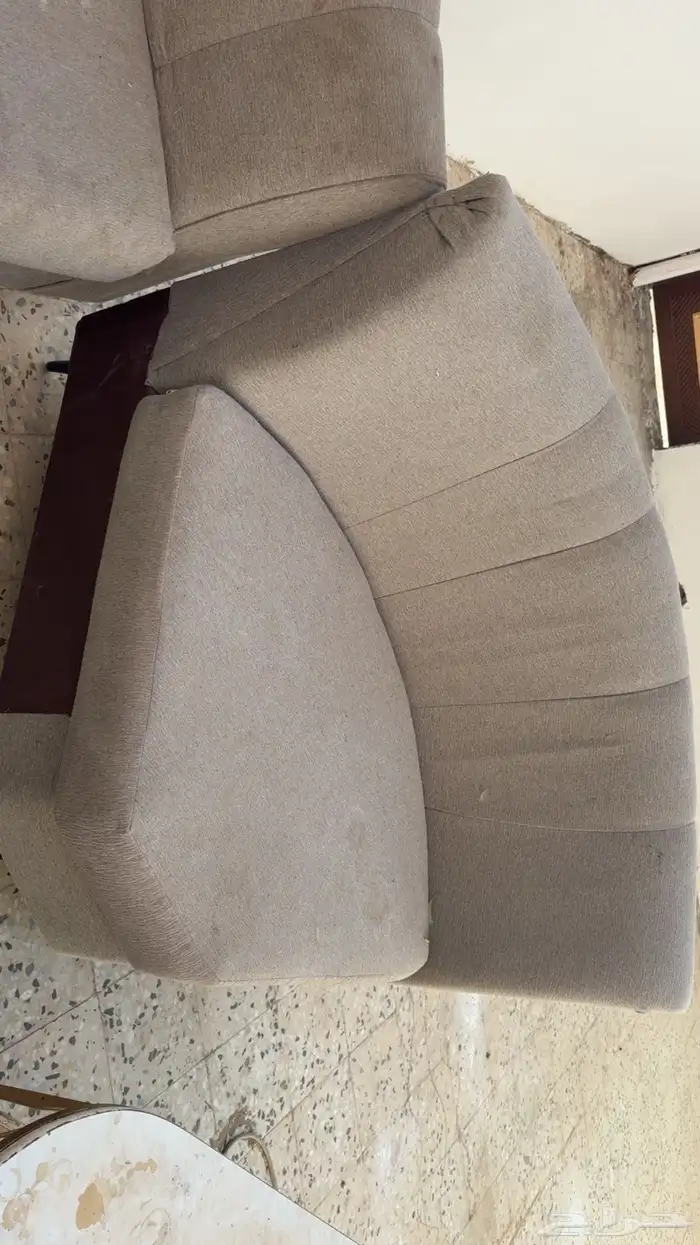 للبيع كنب يبيله غسيل خالي من التقطعات 0