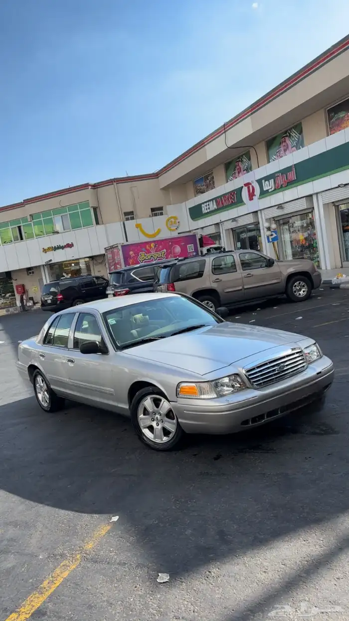 فورد فكتوريا 2011 7