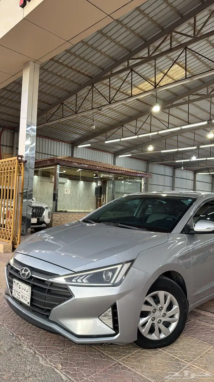 النترا 2020 سعودي 1600 سي سي 4