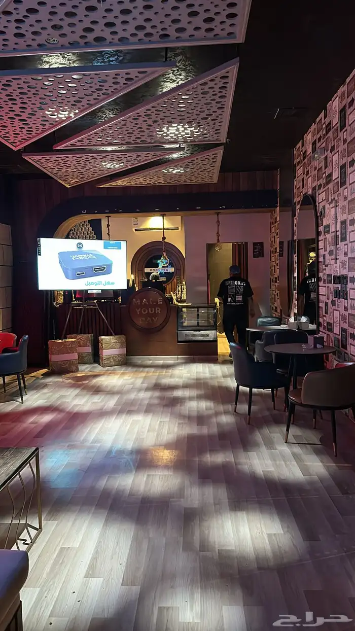 مقهى للبيع 7