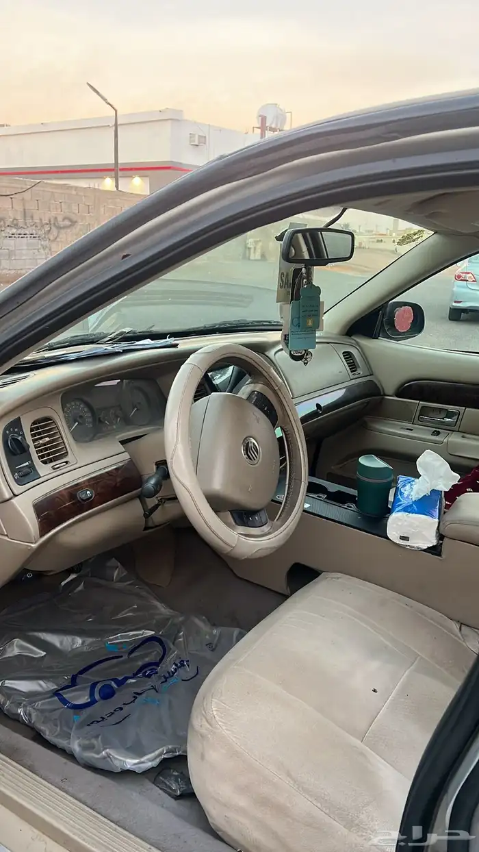 فورد ماركيز 2010 1