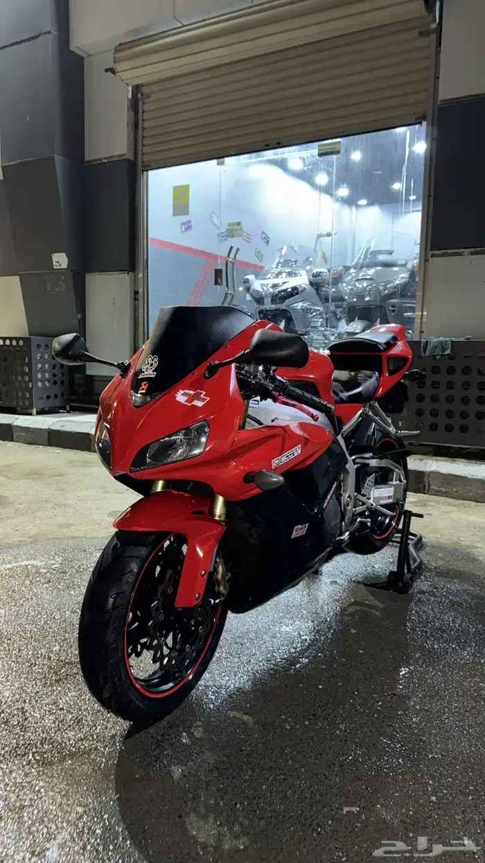 دباب هوندا CBR1000 1