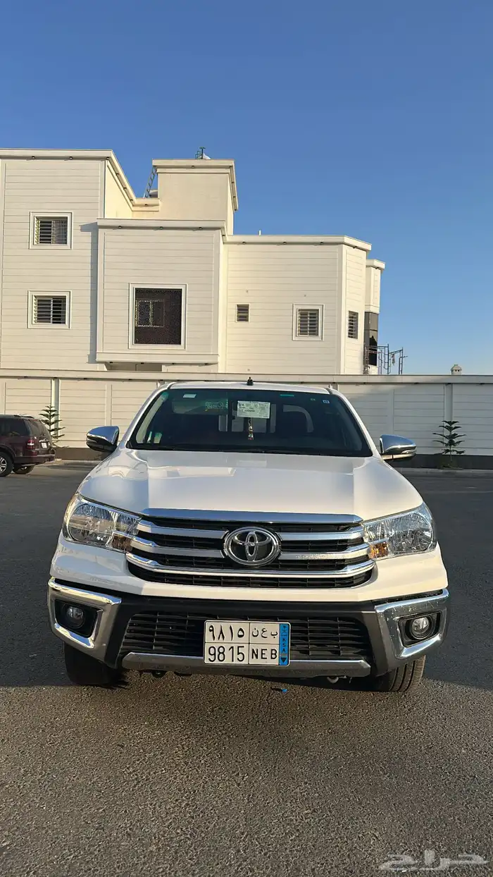 هايلكس 2025 ( للتقبيل ) 3