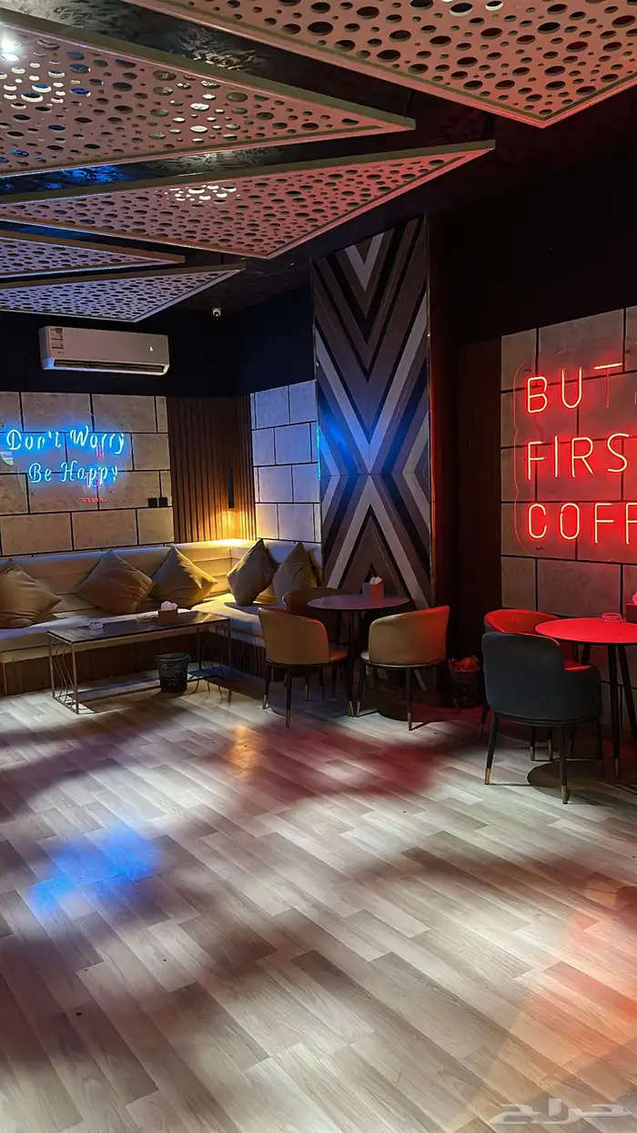 مقهى للبيع 8