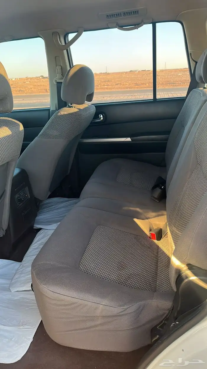 نيسان فتك موديل 2015 7