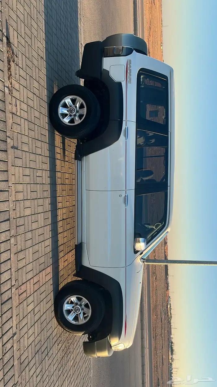 نيسان فتك موديل 2015 3