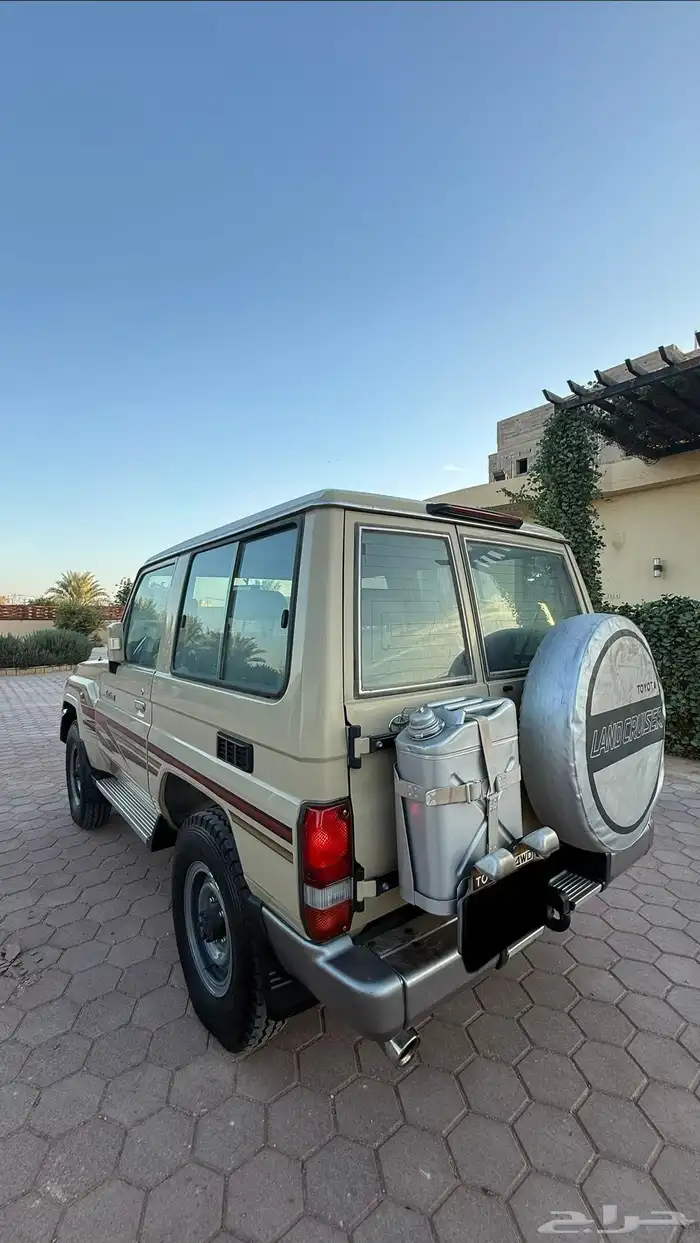 تيوتا ربع 2011 ستين عام بيج عداد 149 الف فقط مالك أول 7