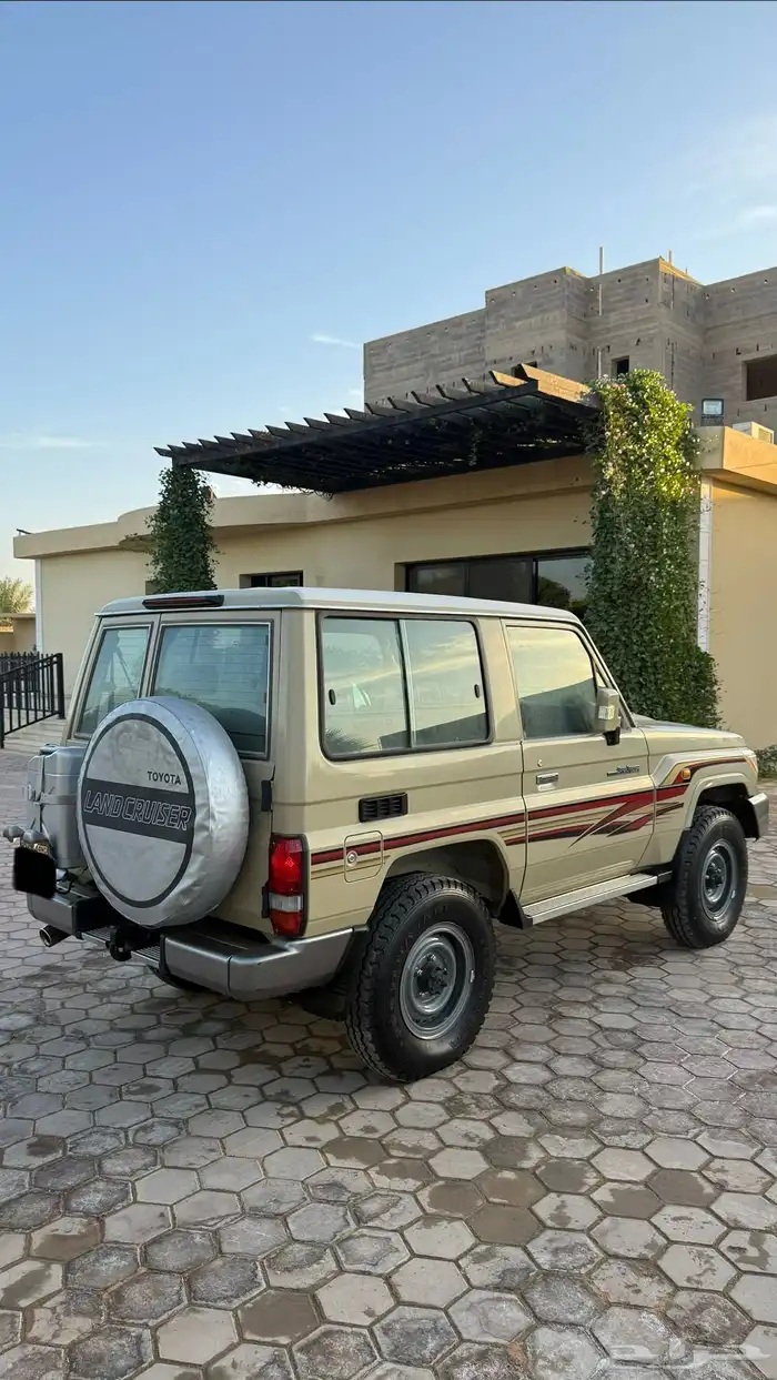 تيوتا ربع 2011 ستين عام بيج عداد 149 الف فقط مالك أول 16