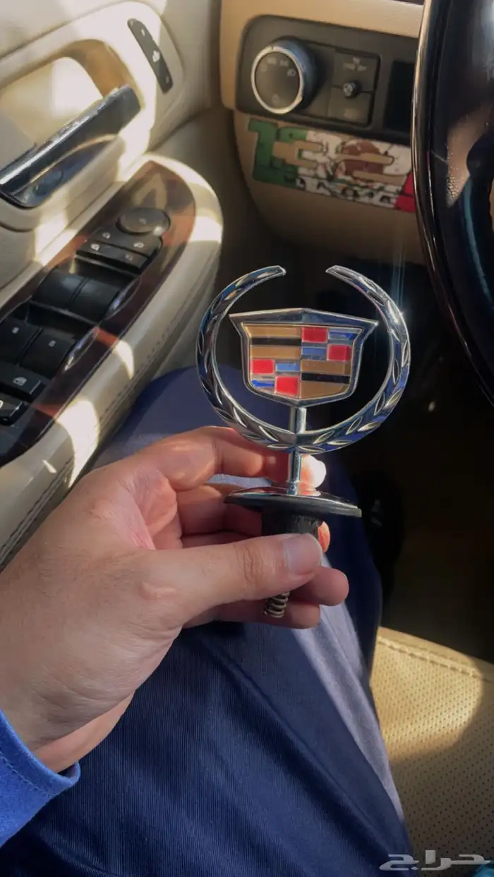 علامة او تمثال كبوت كاديلاك 1