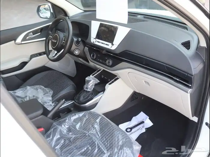 كيا كارينز 2025الاكثر طلبا 3