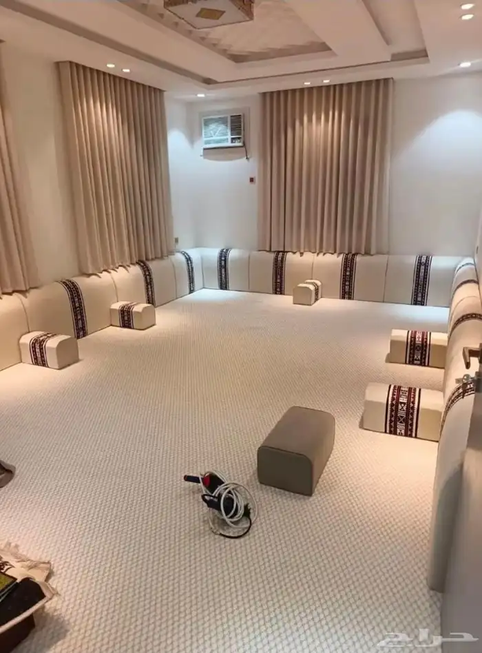 كنب مجلس مساند تفصيل تنجيد ستائر ويفي امريكي جمع النوعيه 7