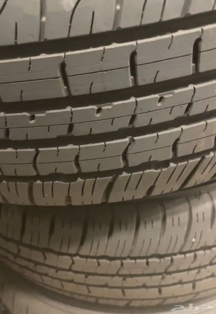 طقم كفرات جيب لكزس موديل 25 ا شبه جديده 2