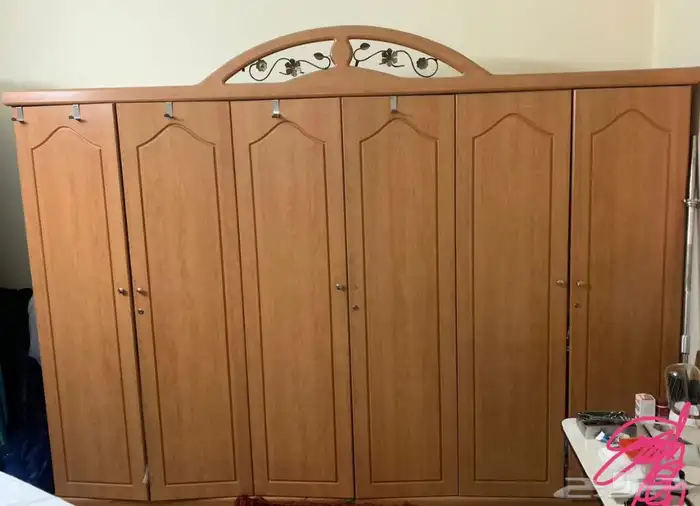 ثلاث دواليب ملابس نظيف 0