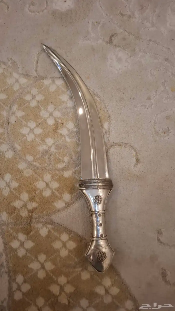 جنبيه لل بيع 1