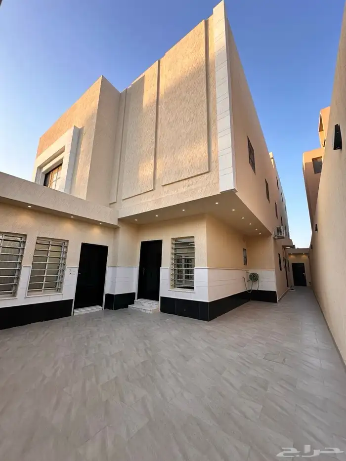 فيلا دور وثلاث شقق حي طويق 0