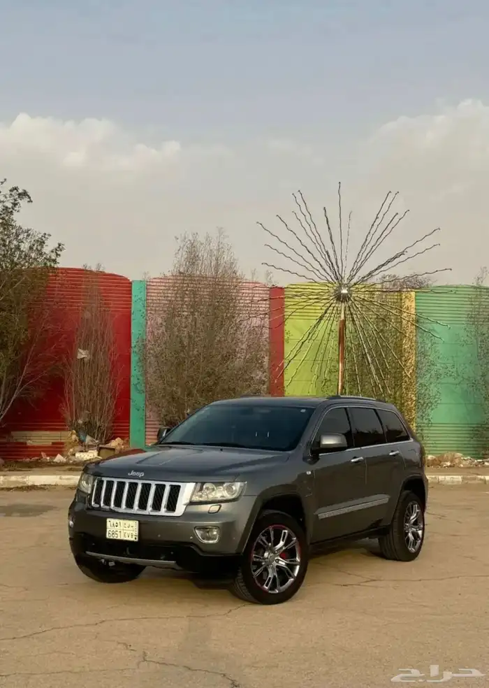 جيب شيروكي قراند 2013 فل كامل نظيف كرت 1