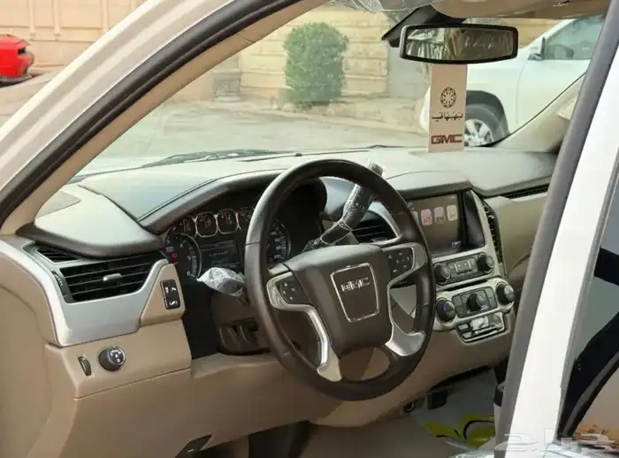 جمس 2020 ابيض يوكن الطويل سوبربان XL مخزن 8