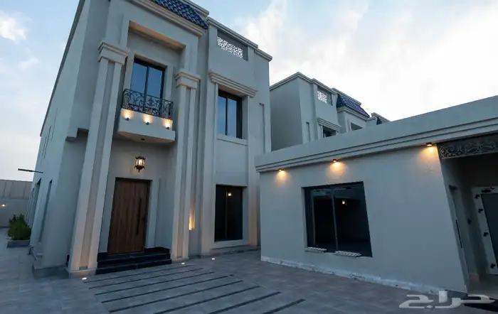 فيلا فاخر للبيع 2