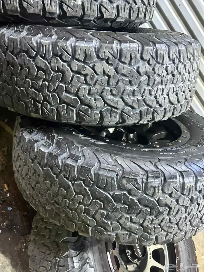 جنوط ميثود فيراني 6 مسمار مع كفرات نص حجري بي اف مقاس 17 1